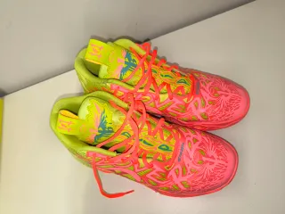 Zapatillas Baloncesto Puma Verdes y Rosas