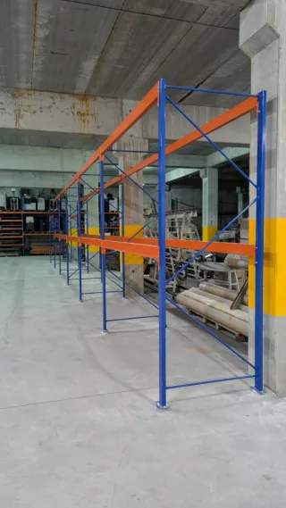 Estanterías industriales para optimizar espacio