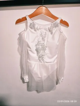 Mallot blanco talla 5/6