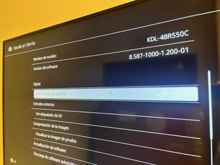 TV LED SONY Bravia 48” negra. Perfecto estado