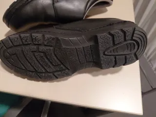 Zapatos de trabajo negros