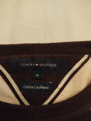 Jersey Tommy Hilfiger Rayas M, en perfecto estado.