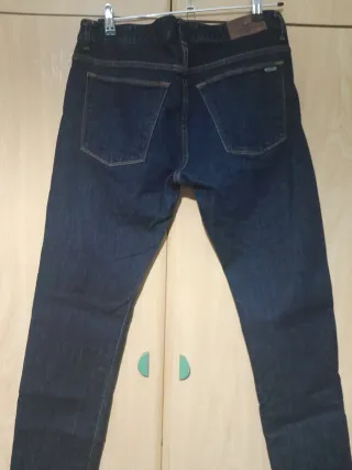 Vaqueros hombre azul