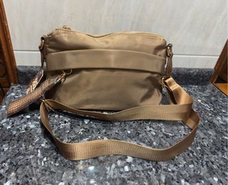 Bolso bandolera nylon beige camel nuevo