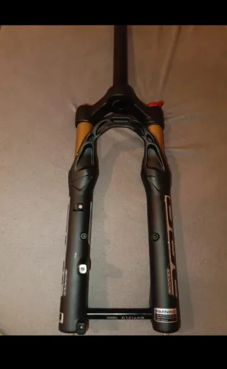 Horquilla Bicicleta Negra Dorada