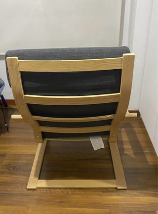 Sillón de madera gris Ikea
