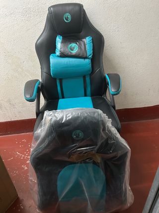 Silla Gaming Negra marca Nacon.