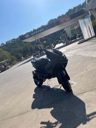 Yamaha Aerox 49cc Scooter