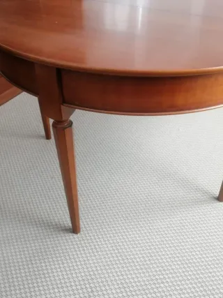 Mesa de comedor extensible de madera