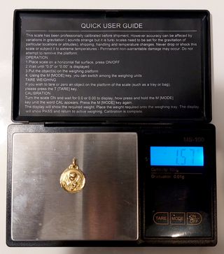 Colgante medalla Oro 18K peso 1,57gr de 1950 Niño