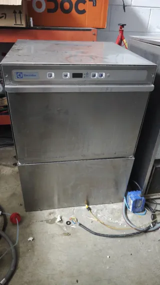 Lavaplatos y lavavasos industriales