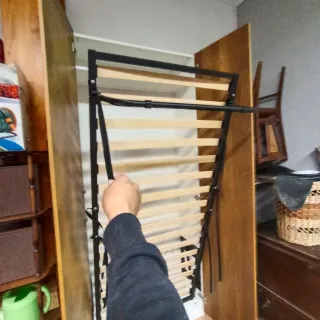 Cama Plegable Madera Marrón sin colchón.