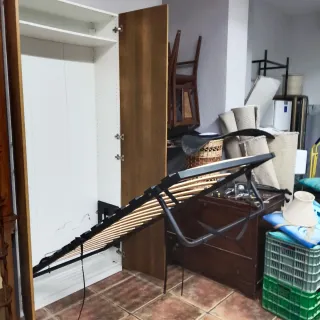 Cama Plegable Madera Marrón sin colchón.