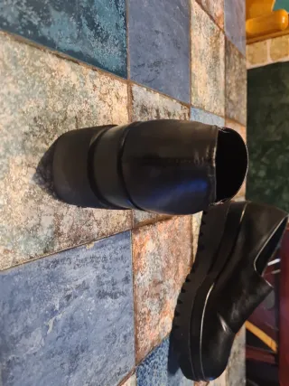 Scarpe Patty B con zeppa nere Tg. 37