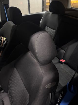 Volkswagen Golf 2003