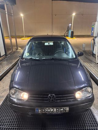 Volkswagen Golf 2003