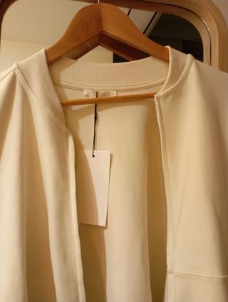 Chaqueta Zara cremallera L sin estrenar