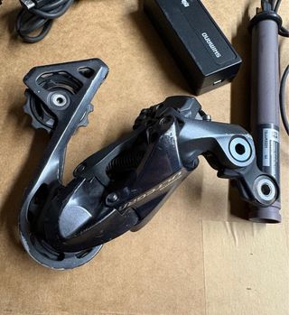 Cambio Ultegra Di2 11v, Batteria, Cavi