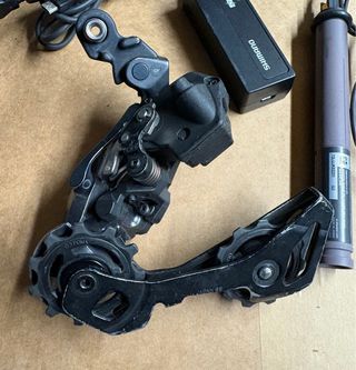 Cambio Ultegra Di2 11v, Batteria, Cavi