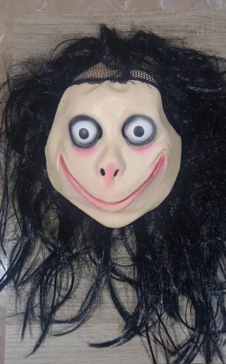 Máscara Momo Halloween/Carnaval