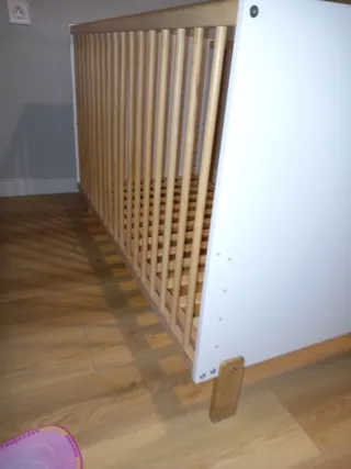 Culla in legno bianco