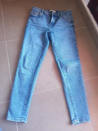 Vaqueros Zara Talla 38