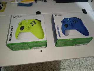 Xbox One X 1TB 4k + juegos+mandos