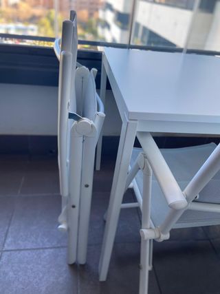 Mesa y 4 sillones terraza/jardín blancos