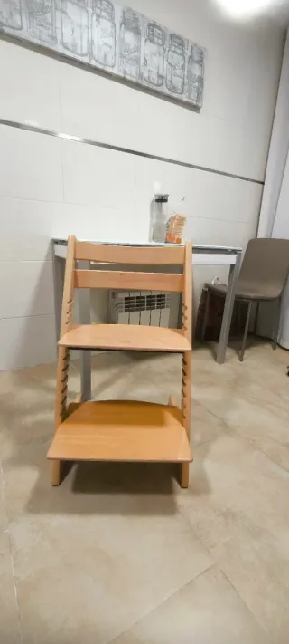 Silla Stokke Tripp Trapp en madera natural niños