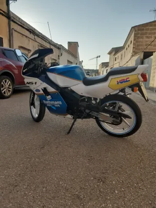 Restauración Moto 2T Gilera Roja