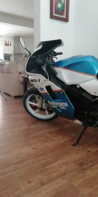 Restauración Moto 2T Gilera Roja