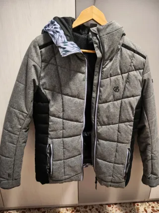 Chaqueta de nieve Dare2b gris y negra