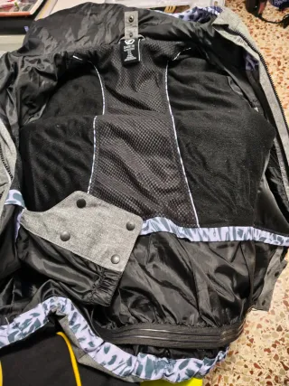 Chaqueta de nieve Dare2b gris y negra