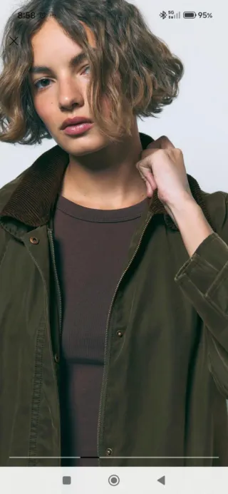 Trench encerado verde