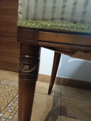 4 Sillas Clásicas Madera y Rattan