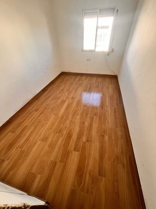 Servicios de albañilería y reformas TL . 604854945