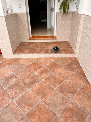 Servicios de albañilería y reformas TL . 604854945