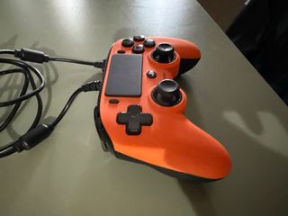Controller Nacon Arancione Licenza Sony