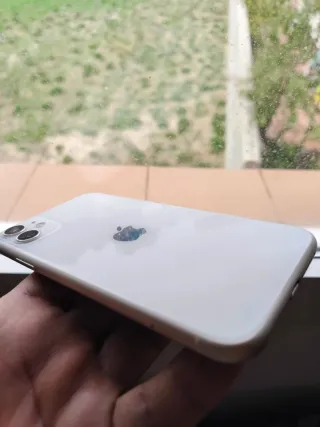 iPhone 11 Bianco - 128GB - PER RICAMBI / SMONTAGGIO