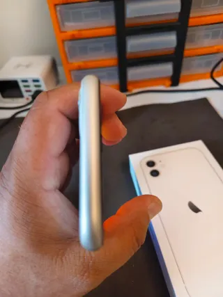 iPhone 11 Bianco - 128GB - PER RICAMBI / SMONTAGGIO