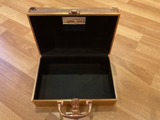 Maletín de juguete oro rosado