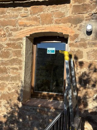 Fabricación e Instalación de ventanas de madera