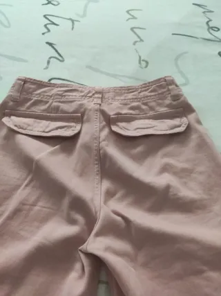 Pantalones de mujer cargo Stradivarius rosas