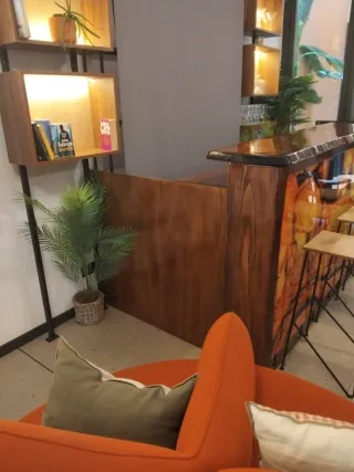 Barra de bar de madera