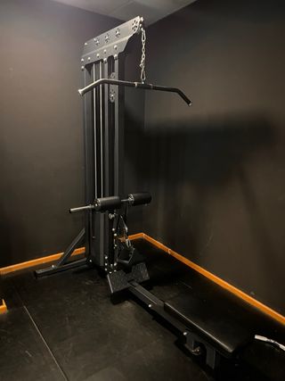 EQUIPAMIENTO COMPLETO DE GIMNASIO