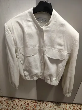 Chaqueta blanca entretiempo