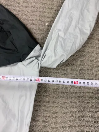 ¡¡OFERTA! Talla L Chaqueta Nike Málaga Impermeable