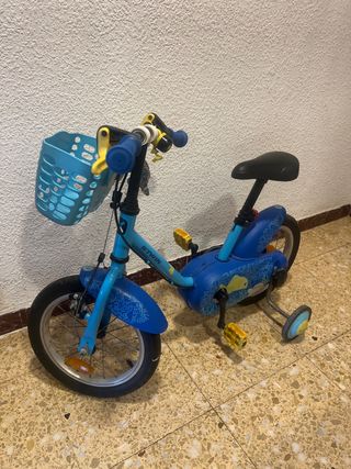 Bicicleta de 14 pulgadas infantil azul con ruedin