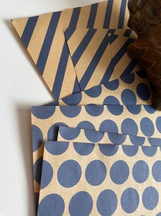 Papel origami vintage rayas y topos