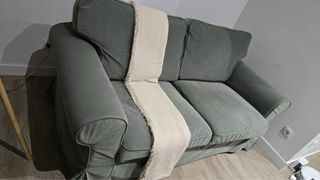 Sofá 2 plazas Ikea verde